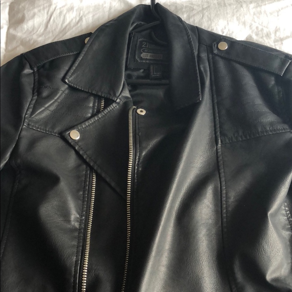 Forever 21 Men’s Leather Jacket